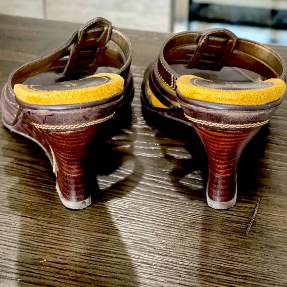 Naturalizer Size 9 Dainty Wedge - Picture 2 of 7